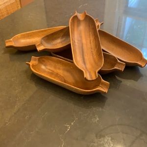 Monkey Pod Corn dishes